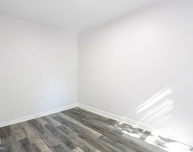 3856 Folsom Street - Photo Thumbnail 14