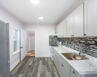 3856 Folsom Street - Photo Thumbnail 5
