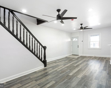 3856 Folsom Street - Photo Thumbnail 3