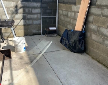 1729 S 19th Street - Photo Thumbnail 15