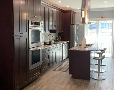 1729 S 19th Street - Photo Thumbnail 5