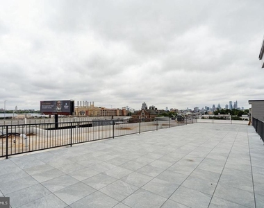 1112-16 E Berks Street - Photo Thumbnail 9