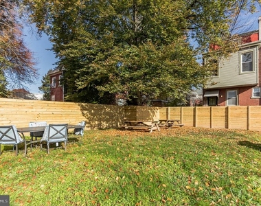 5218 Greene Street - Photo Thumbnail 12