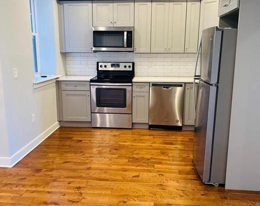 6090 Drexel Road - Photo Thumbnail 3