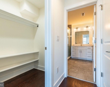 1139 Clay Street - Photo Thumbnail 21