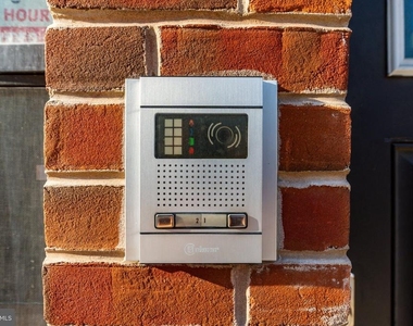 1139 Clay Street - Photo Thumbnail 5