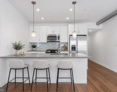 1817 Wylie Street - Photo Thumbnail 6