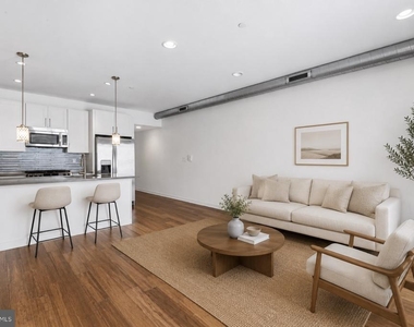 1817 Wylie Street - Photo Thumbnail 5