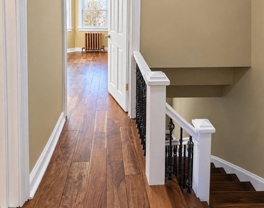 611 E Thayer Street - Photo Thumbnail 9