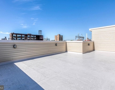 1506 N 8th Street - Photo Thumbnail 9
