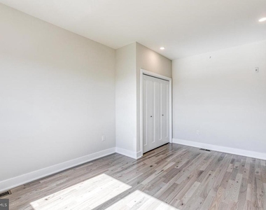 1506 N 8th Street - Photo Thumbnail 23