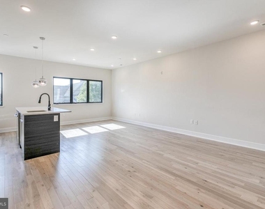 1506 N 8th Street - Photo Thumbnail 18