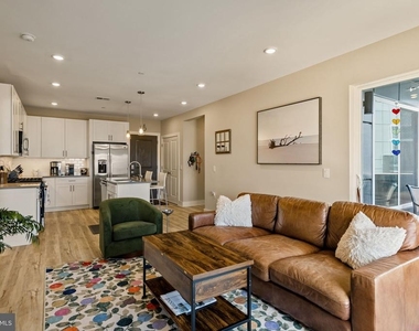1148 N 2nd Street - Photo Thumbnail 7