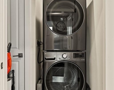 1148 N 2nd Street - Photo Thumbnail 22