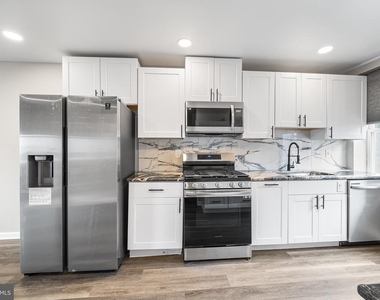 2805 Cantrell Street - Photo Thumbnail 4
