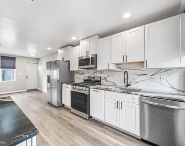 2805 Cantrell Street - Photo Thumbnail 5