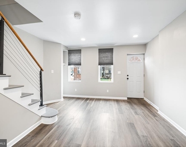 2805 Cantrell Street - Photo Thumbnail 2