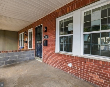 2547 Bonaffon Street - Photo Thumbnail 2