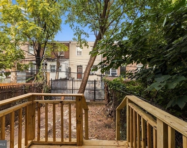 2547 Bonaffon Street - Photo Thumbnail 14