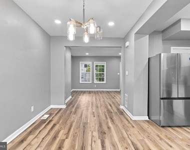 2547 Bonaffon Street - Photo Thumbnail 11