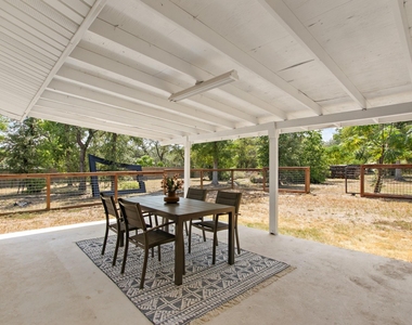 9110 Chisholm Ln - Photo Thumbnail 27