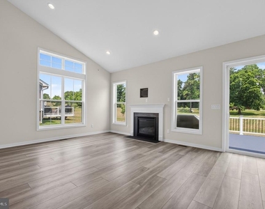 9 Umbrell Drive - Photo Thumbnail 6