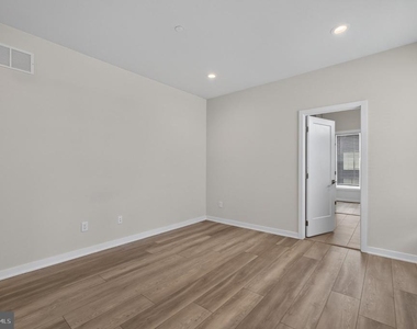 9 Umbrell Drive - Photo Thumbnail 11