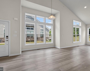 9 Umbrell Drive - Photo Thumbnail 5