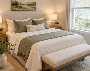 518 East Avenue - Photo Thumbnail 3