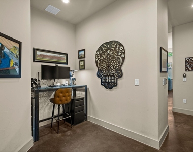 3005 E Martin Luther King Jr Blvd - Photo Thumbnail 27