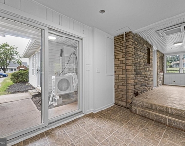 219 S Pleasant View Road - Photo Thumbnail 21