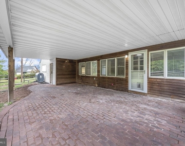 219 S Pleasant View Road - Photo Thumbnail 24