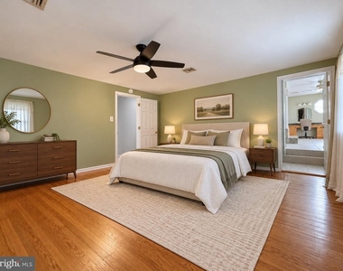 553 Saratoga Road - Photo Thumbnail 11
