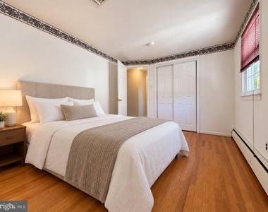 553 Saratoga Road - Photo Thumbnail 13