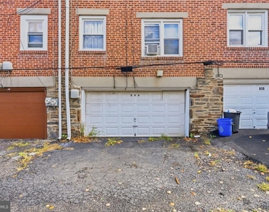 808 Derwyn Road - Photo Thumbnail 22
