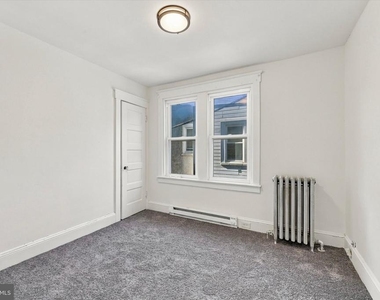 226 E 23rd Street - Photo Thumbnail 8