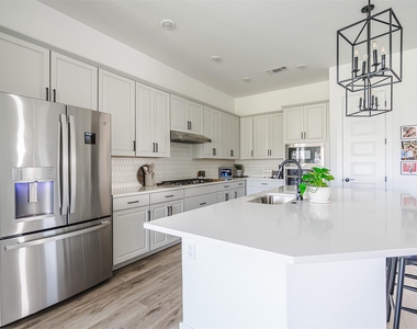 576 Sage Thrasher Cir - Photo Thumbnail 3