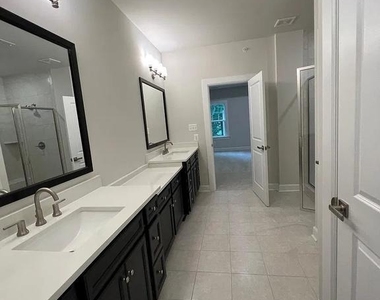 222 W Riper Road - Photo Thumbnail 12