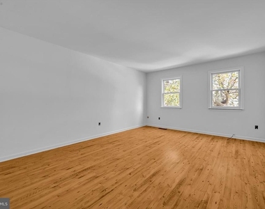 45 Princeton Court - Photo Thumbnail 14
