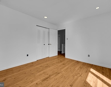 45 Princeton Court - Photo Thumbnail 21