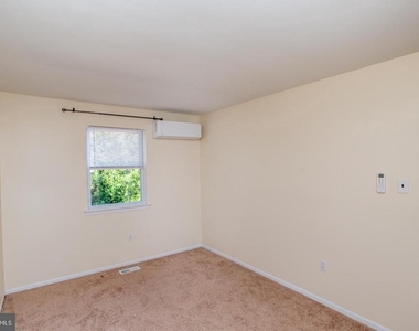1437 Atterbury Way - Photo Thumbnail 11