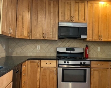 1056 River Road - Photo Thumbnail 12