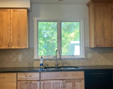 1056 River Road - Photo Thumbnail 11