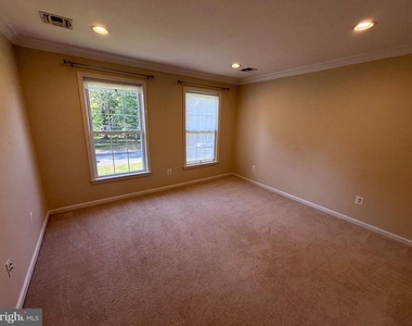 245 South Lane - Photo Thumbnail 27