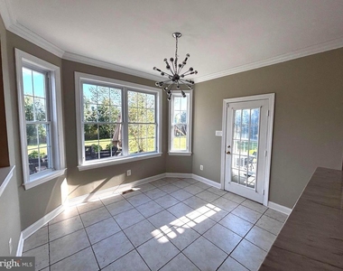 245 South Lane - Photo Thumbnail 10