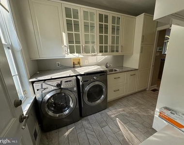 245 South Lane - Photo Thumbnail 17
