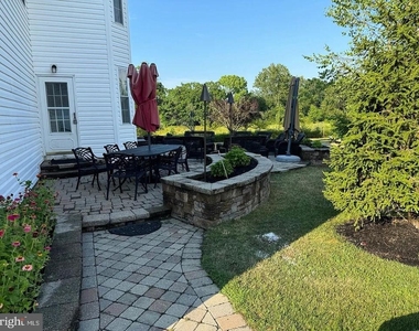 245 South Lane - Photo Thumbnail 36