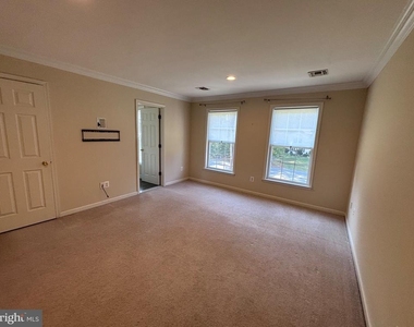 245 South Lane - Photo Thumbnail 23