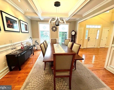 245 South Lane - Photo Thumbnail 2
