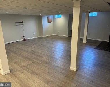 245 South Lane - Photo Thumbnail 31